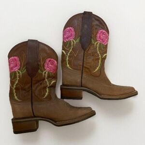 Tombstone Arena Brown Embroidered Western Boots With Pink Embroidered Flowers